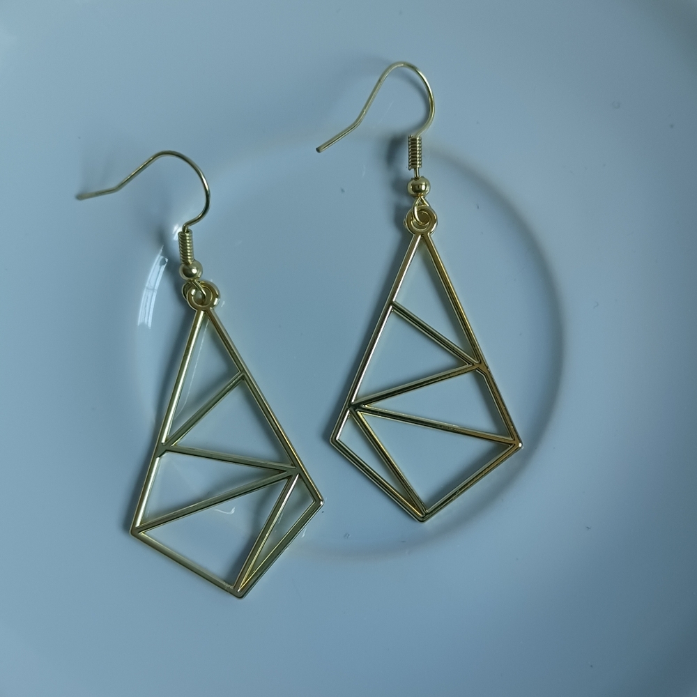 Diamond shaped earrings